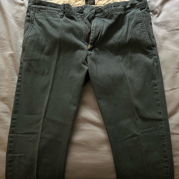 J Crew Men’s Stretch Chino’s - Picture 2 of 3